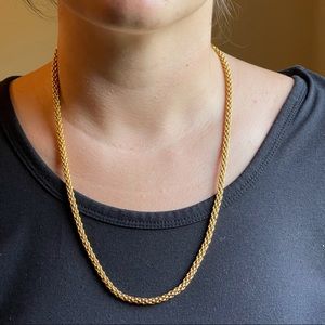 Vintage gold tone necklace